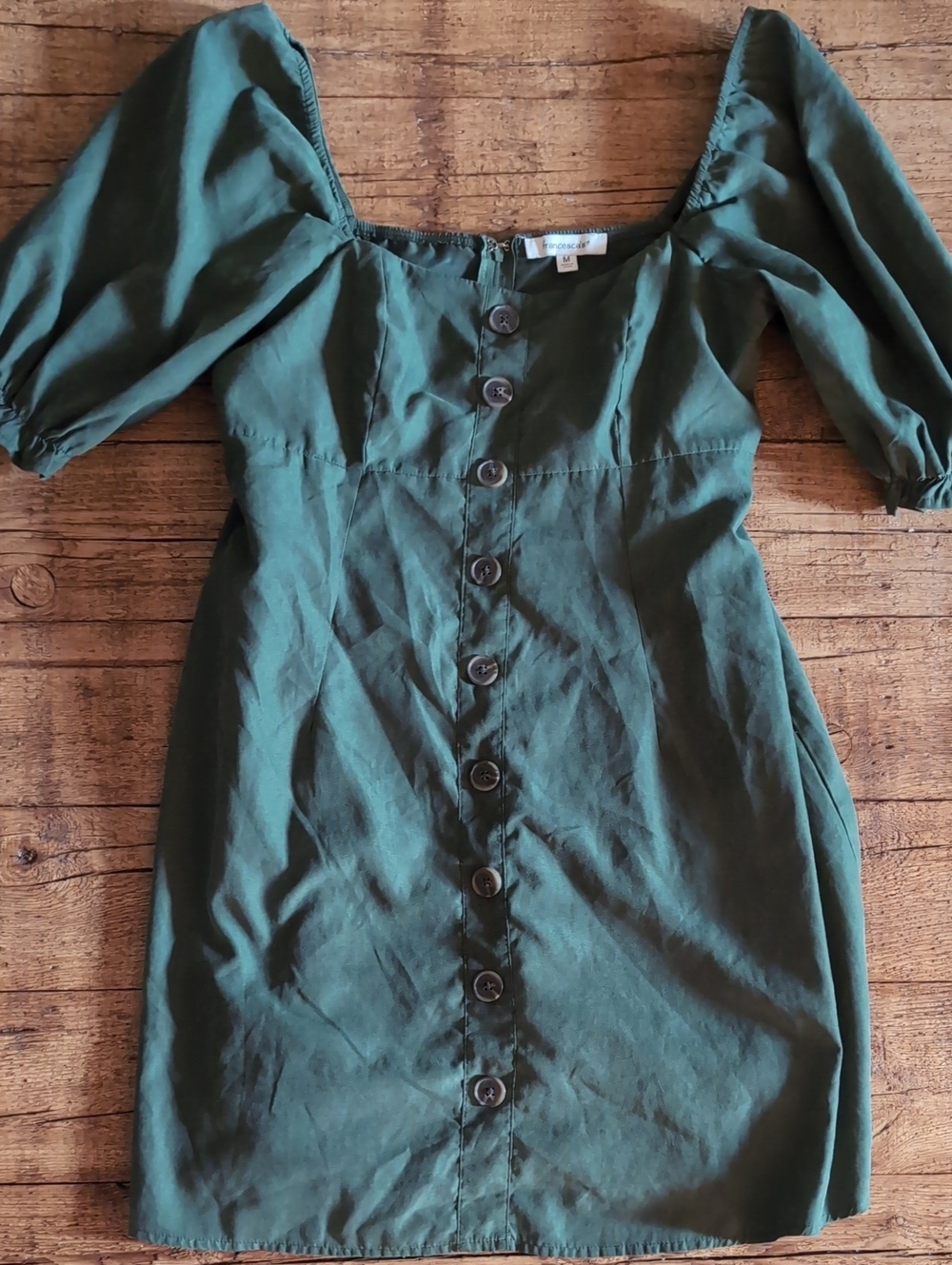 Medium Francesca's Green Button-Front Puff Sleeve Dress